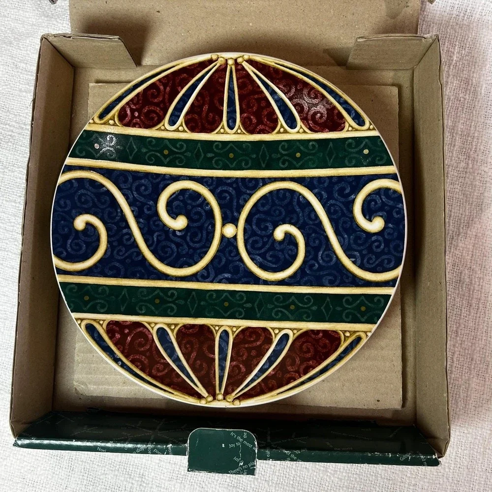 Pfaltzgraff new plate